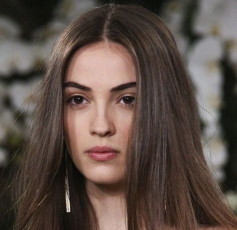 Camille Hurel, Ralph Lauren Fall, Celebrity Faces, Face Photo, Ralph Lauren, Celebrities, Clothes For Women, Hair, Clothes Design