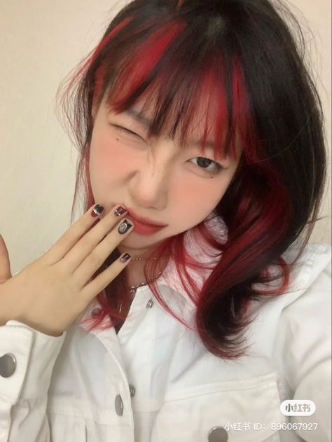 Red Color Blocking Hair, Two Toned Hair Red, Short Hair With Bangs Dyed, Red Bangs Brown Hair, Kpop Hair Dye, Inner Color Hair, Black And Red Hair Short, Short Cherry Red Hair, Red Underdye Hair