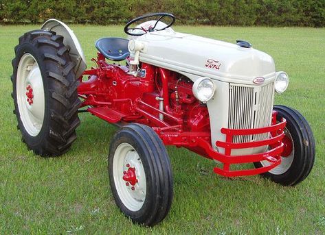 Ford+New+Holland+2N+8N+9N+Tractor+Service+Repair+Shop+Manual+PDF New Holland Agriculture, Tractor Idea, Tractor Seats, Ford Tractor, Ford Tractors, New Holland Tractor, Old Tractors, Vintage Tractors, File Box