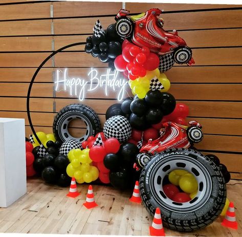 Buba Balloons on Instagram: "Car themed Birthday Set up over the weekend for the lovely @meera_radia15 🖤 #carsballoons #carballoons #cartheme #twofast #fastandcurious #ballooninspirations #balloon #balloonarch #balloongarland #balloondecoration #balloondecor #balloonsetup #redballoons #happybirthdayneon #londonballoons" Baby Boy Balloons, Cars Birthday Party Decorations, First Birthday Balloons, Festa Hot Wheels, Disney Cars Party, Hot Wheels Birthday, Its A Boy Balloons, Car Themed Parties, Car Birthday Theme