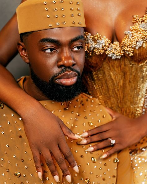 The outfit, the melanin, the moment and the picturesss😍😍 PERFECTION! #jopstudios #wedding #melanin #inspo #gold #weddinginspo Traditional Wedding Photoshoot, The Outfit, Wedding Photoshoot, Traditional Wedding, Wedding Inspo, Fashion Outfits, In This Moment, Gold, Quick Saves