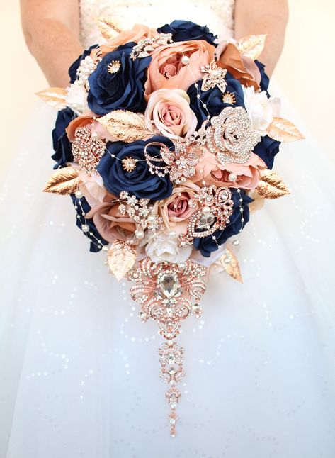 Navy Blue And Blush Pink Bride Bouquet, Navy Champagne Blush Wedding, Wedding Colors Navy Blue And Rose Gold, Navy Blue And Pink Flowers, Blush Pink And Black Wedding Flowers, Rose Gold And Light Blue Wedding, Rose Gold And Navy Blue Wedding, Navy Blue And Blush Wedding Decorations, Navy Blue And Rose Gold Wedding