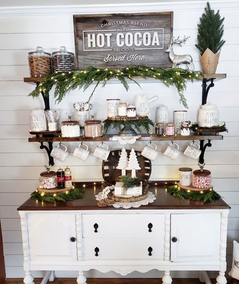 Kristi Pierce on Instagram: “💙💙Would you like to know how?.... . How I've found amazing design/decor friends...I'm part of the most  creative group ...and I'd  love for…” Green Wreath Decor, Gingerbread Coffee, Stylish Room Decor, Farmhouse Coffee Bar, Coffee Christmas, Winter Ornaments, Christmas Hot Chocolate, Coffee Bar Home, Country Christmas Decorations