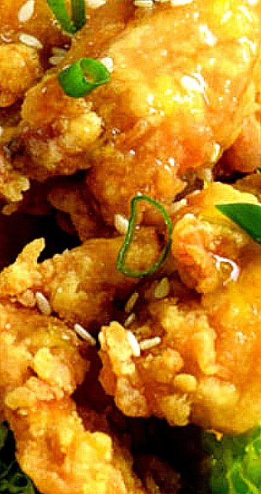 Chinese Lemon Chicken Recipe, Crispy Lemon Chicken, Chinese Lemon Chicken, Homemade Chinese Food, Chinese Chicken Recipes, Lemon Chicken Recipe, Chinese Cooking Recipes, Easy Chinese Recipes, Chinese Chicken