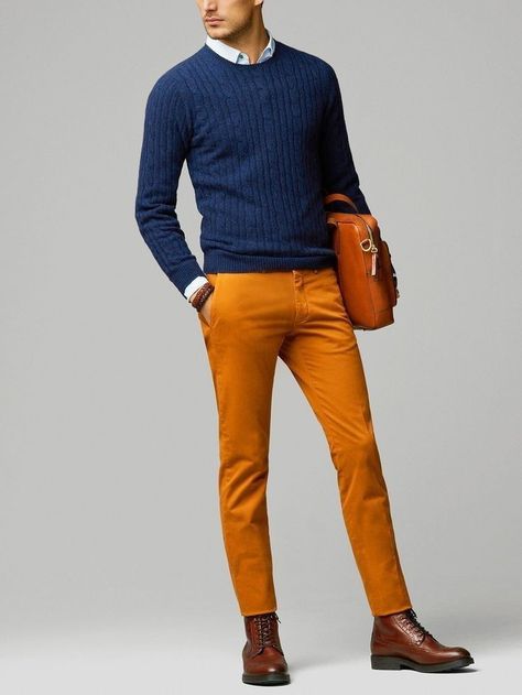 Mens Colored Pants, Mustard Pants Outfit, Orange Pants Outfit, Colored Pants Outfits, Pantalon Orange, Casual Outfits Ideas, Sweater Outfits Men, Smart Casual Menswear, Mens Business Casual Outfits