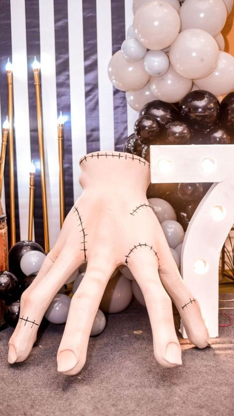 Diy Wednesday Birthday Party, Wednesday Birthday Theme Ideas, Wednesday Party Decoration Ideas, Nevermore Academy Party Ideas, Wednesday Theme Ideas, Wednesday Party Decoration, Wednesday Birthday Decor, Wednesday Addams Birthday Ideas, Wednesday Balloons