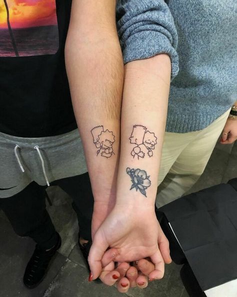 Simpson Matching Tattoo, Simpsons Brother And Sister Tattoo, Sibling Tattoos Simpsons, Brother Sister Finger Tattoo, Bart Und Lisa Tattoo, Twin Sibling Tattoos Brother And Sister, Tattoo About Sister, Bart And Lisa Matching Tattoos, Tattoo Matching Brother Sister