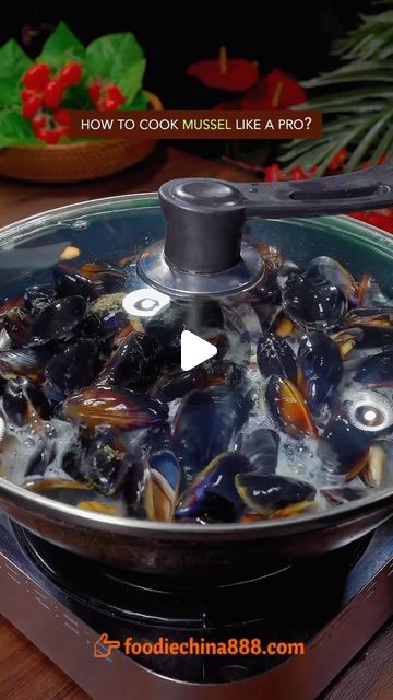 Wayne Shen on Instagram: "How to cook mussels like a pro? #recipe #cooking #chinesefood #mussels #seafood #shellfish #soup" How To Cook Mussels, How To Clean Mussels, Mussel Soup, Seafood Recipe, How To Cook, Soup Recipe, Chinese Food, Like A Pro, Seafood Recipes