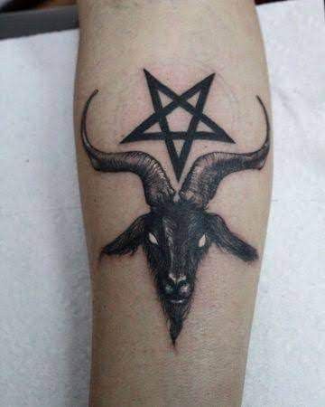 Baphomet Tattoo, Satanic Tattoos, Tato Tradisional, Wiccan Tattoos, Occult Tattoo, Goat Head, Bauch Tattoos, Scary Tattoos, Elbow Tattoos