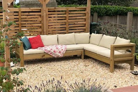 Build Your Own Patio Sectional, Diy Outdoor Sectional Plans, Outdoor Sectional Diy, Diy Outdoor Sectional Sofa, Diy Sectional Sofa, Patio Sectional Diy, Diy Sectional, Diy Outdoor Sectional, Diy Outdoor Couch