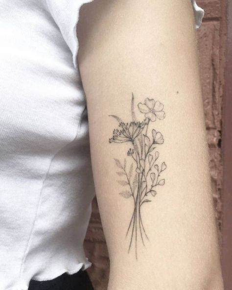 Floral Arm Tattoo, Circus Tattoo, Back Of Arm Tattoo, Flower Bouquet Tattoo, Bouquet Tattoo, Flower Tattoo Arm, Beautiful Flower Tattoos, Line Flower, Floral Tattoo Design