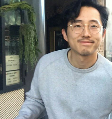 Rick Twd, Steven Yeun, A Man, Building