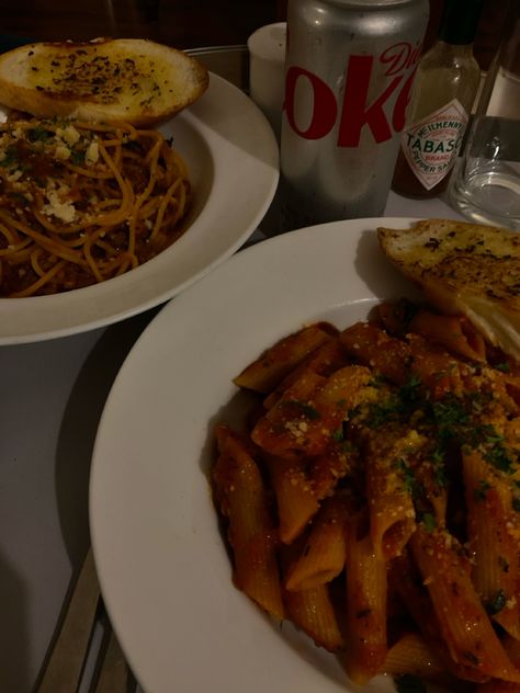 #pasta #aesthetic #dinner Pasta Aesthetic Dinner, Pasta Night Aesthetic, Pasta Aesthetic, Aesthetic Dinner, Halloween Travel, Pasta Night, Girl Dinner, Baddie Tips, Very Hungry