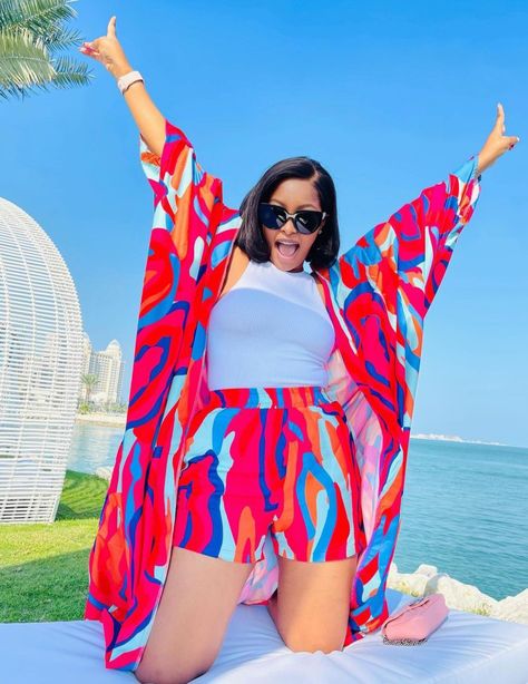 Honey Moon Outfit, Ankara Beach Wear, Kimono Beach Outfit, Beach Looks For Women, Cruising Outfits, Beach Attire For Women, Outfit For Vacation, Beach Wear For Women, Vacation 2025