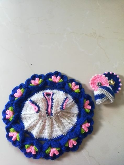 Ladu Gopal Dress Hand Work, Baby Mehndi Design, Laddu Gopal Dresses, Woolen Flower, Woolen Dresses, Knitting Stitches Tutorial, Crochet Fairy, Creative Birthday Cakes, Crochet Baby Dress