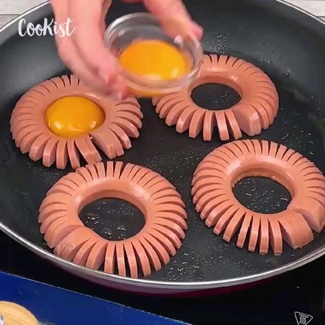 Hot Dog Sausage, Dog Sausage, Recipes To Cook, Decorações Com Comidas, Amazing Food Decoration, Home On A Budget, Hot Dog Recipes, Easy Food Art, Lake Food