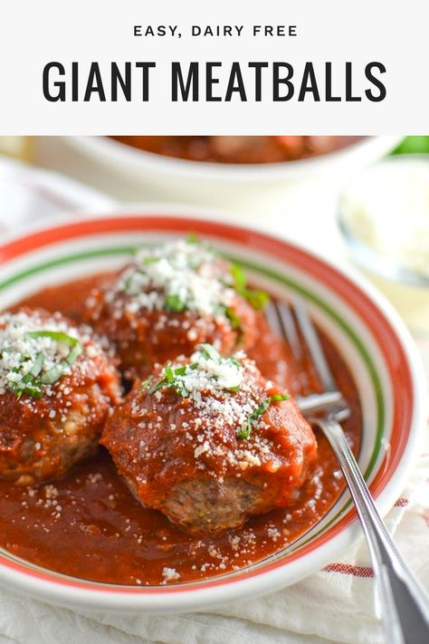 Giant Meatball Recipe, Giant Meatballs, Crockpot Italian Sausage, Meatballs Sauce, Meatballs Baked, Homemade Italian Meatballs, Meatball Recipes Crockpot, Italian Meatballs Recipe, Meatball Recipes Easy