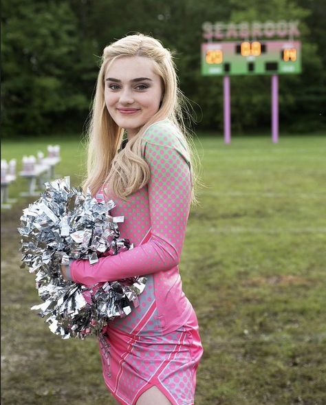 Addison Zombies, Zombie Cheerleader Costume, Zombie Pics, Zombies Movie, Zombie Cheerleader, Peyton Elizabeth Lee, Zombies 3, Disney Zombies, Movie Board