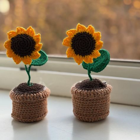 Crochet Sunflower Pot Dm for Orders #crochet #flowerpot #handmade #crocheting Crochet Flower Pot, Sunflower Pot, Potted Sunflowers, Sunflower Crochet, Crochet Sunflower, Crochet Flower, Flower Pot, Crochet Flowers, Crochet Knitting