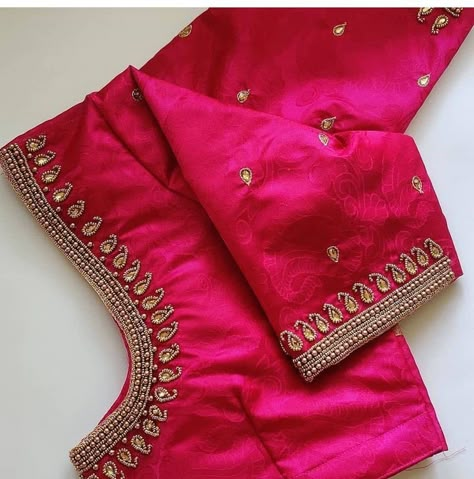 Pink Blouse Aari Work Design, Pink Aari Blouse, Kundan Design, Maharashtrian Bride, Chiffon Blouses Designs, Maggam Designs, Maggam Blouses, Kerala Saree Blouse Designs, Sleeveless Blouse Designs