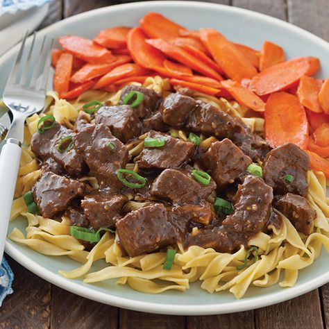 Beef Tips in Gravy - Paula Deen Magazine Beef Tips In Gravy, Steak Strips, Beef Tip Recipes, Beef Tips And Gravy, Dinner Delicious, Paula Dean, Swiss Steak, Paula Deen Recipes, Beef Tips