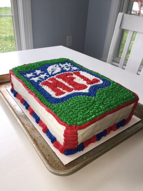 Nfl Cakes Birthday, Nfl Cake Ideas, Nfl Cake, Henry 8th, Nfl Party, Sports Cake, Sport Cakes, Bunk Rooms, 35th Birthday