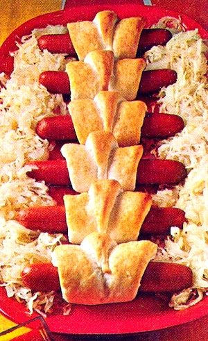 Recipe: Pigs in Blankets (Bisquick recipe, 1970's) - Recipelink.com Bisquick Recipes Breakfast, Cake With Pineapple Filling, 1970s Food, Bisquick Recipe, Cake With Pineapple, Pineapple Filling, Pigs In Blankets, Fresh Apple Cake, Cake With Caramel