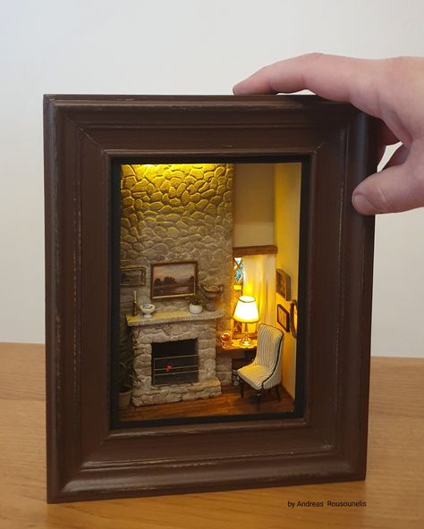 Andreas Rousounelis, Room Box Miniatures, Miniature Artist, I Love Art, Dollhouse Miniatures Kitchen, Fairy Home, Shadow Box Art, Diy Picture Frames, Miniature Rooms