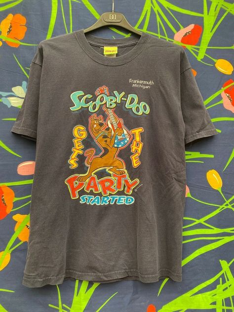 Vintage 90s Y2K, Scooby Doo and the gang T-shirt Scooby Doo Clothes, 90s Style Character Print T-shirt, Scooby Doo Tshirt Design, Scooby Doo Shirt Vintage, Scooby Doo Merch, Frankenmuth Michigan, Scooby Doo, T Shirt, Clothes