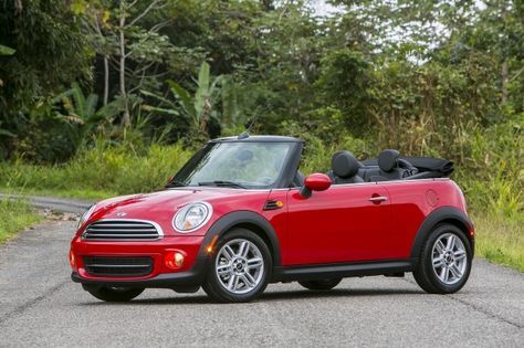 Red Mini Cooper, Mini Cooper Hardtop, Austin Cars, Red Cars, Mini Cooper Convertible, Mini Copper, Mini Convertible, Mini Coopers, Town Car