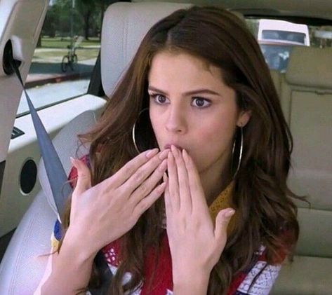 Selena Gomez Nails, Carpool Karaoke, Action Pose Reference, Action Poses, Karaoke, Pose Reference, Stylish Nails, Selena Gomez, Hair Straightener