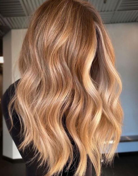 Hair Rubio, Ideas Pelo, Copper Blonde Hair, Red Blonde Hair, Strawberry Blonde Hair Color, Ginger Hair Color, Honey Blonde Hair, Strawberry Blonde Hair, Blonde Hair Inspiration