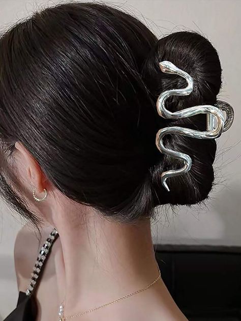 Free Returns ✓ Free Shipping On Orders $49+ ✓. Snake Design Hair Claw- Hair Claws at SHEIN. Snake Braid, Metal Hair Accessories, Snake Hair, Hair Clamps, Hair Flip, Metal Hair, Snake Design, Costume Makeup, Metallic Hair