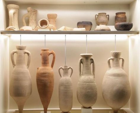 Rock Museum, Ancient Ceramics, Archeological Museum, Italy Magazine, Roma Italy, Ice Houses, Roman Sculpture, Home Rental, Exhibition Display