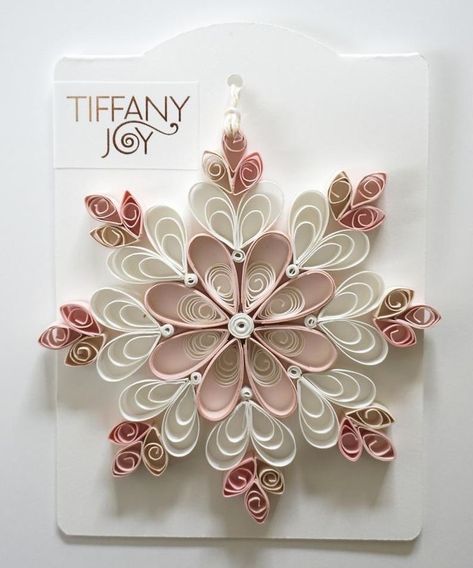 Diy Quilling Crafts, Quilling Flower Designs, Neli Quilling, Paper Quilling Tutorial, Paper Quilling For Beginners, Paper Quilling Flowers, Paper Quilling Cards, Paper Quilling Jewelry, Origami And Quilling