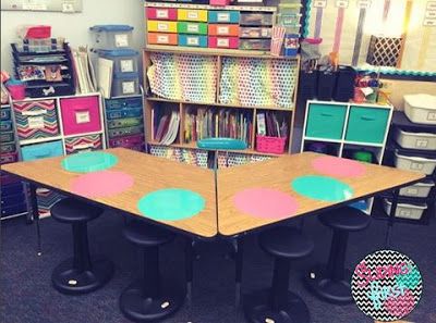 Diy U Shaped Table, Small Group Teacher Table, Trapezoid Tables Classroom, Guided Reading Table Set Up, Teacher Desk And Small Group Table, Kidney Table Classroom Setup, Triangle Desk Arrangement Classroom, Small Group Table Set Up, Classroom Layout Ideas Elementary