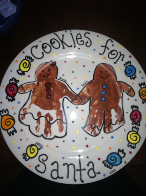 Santa's plate Gingerbread Plate, Gift Certificates Available, Handprint Christmas, Christmas Crafts For Toddlers, Footprint Crafts, Painted Pottery, Hand Painted Pottery, Handprint Crafts, Preschool Christmas