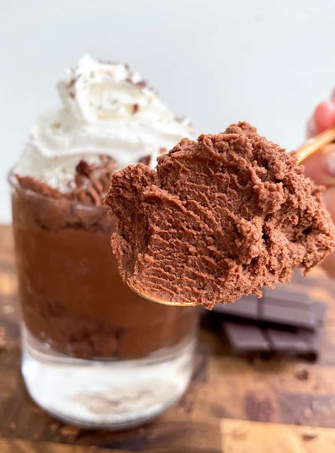 Whiskey Cream, Boozy Desserts, Ghirardelli Chocolate, Mousse Recipes, Melting Chocolate Chips, 4 Ingredient, Chocolate Shavings, Taste Testing, Dark Chocolate Chips