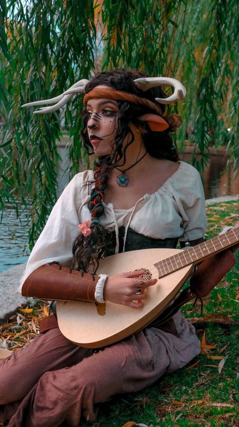 Faun Ren Faire, Woodland Fairy Outfit, Celtic Ren Faire, Faun Aesthetic, Tumnus Costume, Renfair Outfits, Enchanted Forest Outfit, Faun Oc, Ren Faire Outfit Ideas