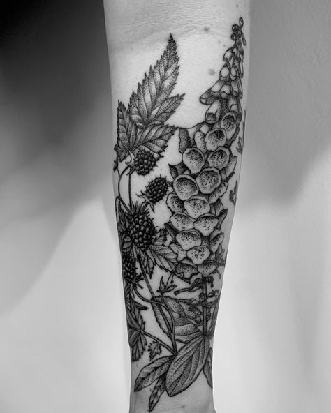 Flower Raven Tattoo, Foxglove Tattoo Black And White, Fox Glove Flower Tattoos, Fox Gloves Tattoo, Botanical Forearm Tattoo, Woodland Animal Tattoo, Lupine Flowers Tattoo, Woodland Tattoos, Lupine Tattoo