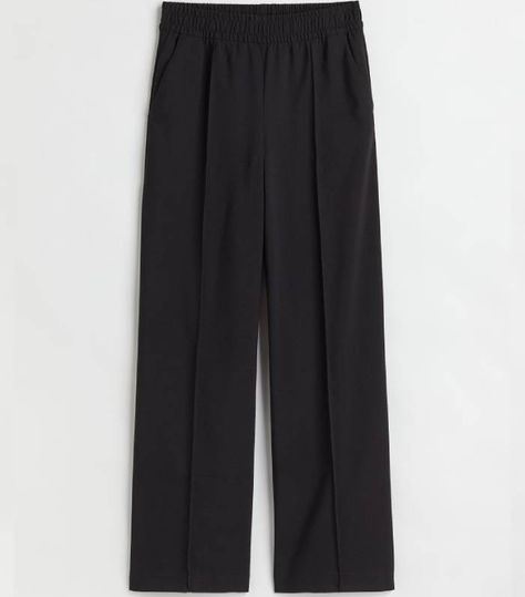 The 4 Best H&M Wide-Leg Trousers | Who What Wear UK Comfortable Trousers Women, H&m Pants, Wide Leg Trousers Outfit Winter, Trousers Outfit Winter, Wide Leg Trousers Outfit, Comfy Trousers, Petite Height, H M Outfits, H&m Fashion