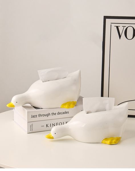 Transform an ordinary tissue box into a delightful accessory with this duck-shaped tissue box. Made of high-quality material, it adds a touch of whimsy to your desk or countertop. Creative Tissue Box Design, Ceramic Tissue Box Cover, Cute Tissue Box Cover, Fun Tissue Box Cover, Tissue Box Ceramic, I'm Bored, Space Ideas, Clay Art Projects, Unique Animals