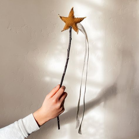 star wand- a handcraft tutorial — Chasing Windmills Star Wand Craft, Wand Tutorial, Gnome Costume, Felt Crown, Star Wand, Upcycled Projects, Waldorf School, Fall Fest, Holiday Ribbon