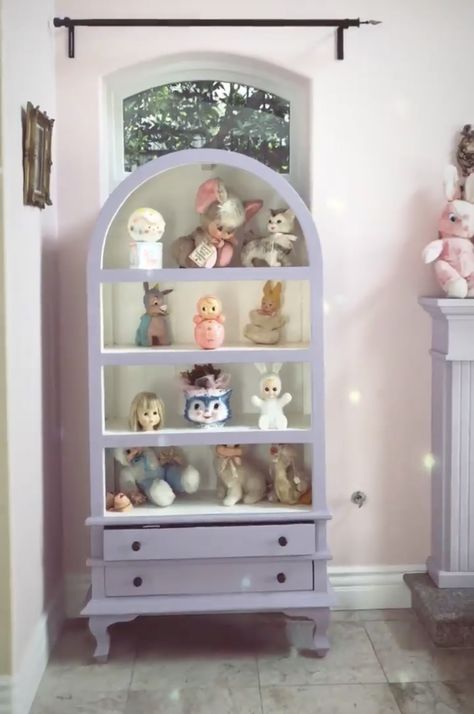 Melanie Martinez House Aesthetic, Melanie Martinez Bedroom, Melanie Martinez Inspired Room, Melanie Martinez House, Melanie Martinez Themed Room, Melanie Martinez Room Ideas, Melanie Martinez Room Decor, Melanie Martinez Room, Dollhouse Melanie Martinez