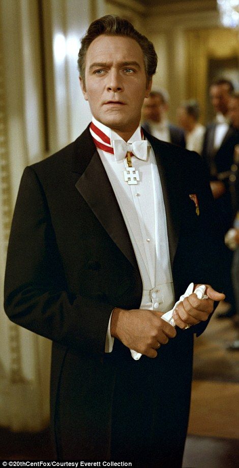 Georg Von Trapp, Sound Of Music Costumes, Von Trapp Family, Sound Of Music Tour, Sound Of Music Movie, Music Trivia, Christopher Plummer, The Sound Of Music, Academy Award