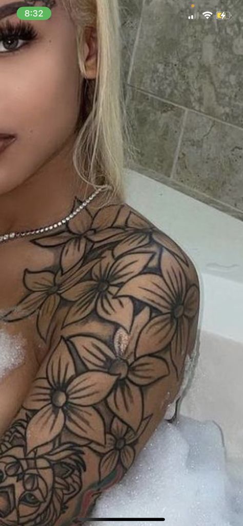 Star Tattoos Neck, Shoulder Quarter Sleeve Tattoo For Women, Flower Neck Shoulder Tattoo, Bottom Tattoos For Women, Quarter Tattoo Sleeve, Baddie Flower Tattoo, Shoulder Chest Tattoos For Women, Neck And Shoulder Tattoos For Women, Upper Back Shoulder Tattoo For Black Women