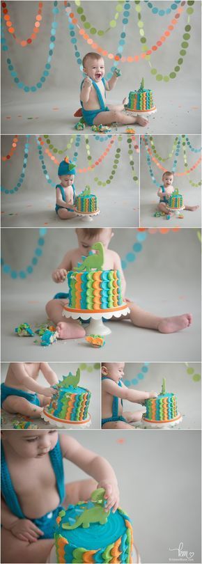 Dino 1st birthday cake smash session - Dinosaur themed 1st birthday Dinosaur Smash Cake Photoshoot, Simple Dino Cake, Simple Dinosaur Cake, Dino 1st Birthday, Cake Dino, Dino Cake, Baby First Birthday Cake, Themed 1st Birthday, Smash Cakes