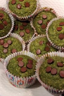 The Incredible Healthy Hulk Muffin Recipe Grinch Muffins, Hulk Muffins, Green Muffins, Breaking Fast, The Diva, Muffin Recipe, Breakfast Muffins, Healthy Delicious, Muffin Recipes