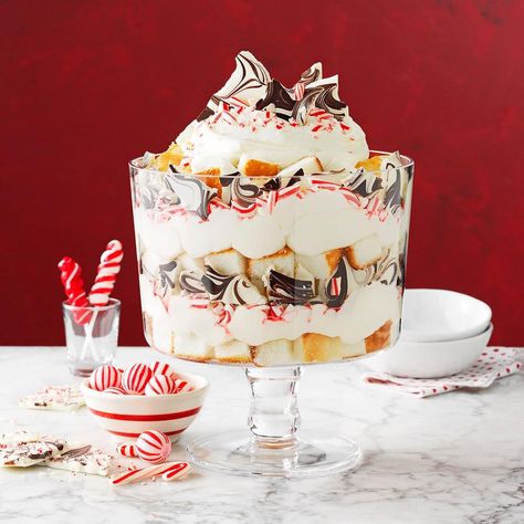 Gob Cake Recipe, Peppermint Dessert, Trifle Dish, Cranberry Cookies, Chocolate Crinkles, Trifle Recipe, Dark Chocolate Cakes, Angel Cake, Peppermint Bark