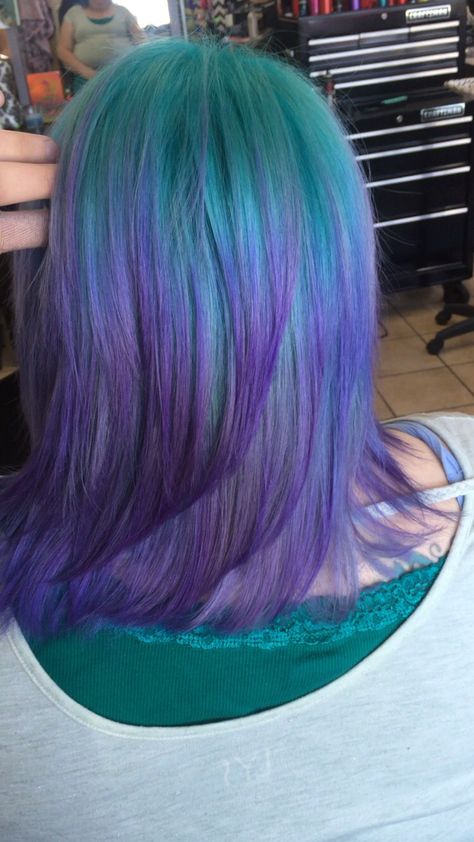 Blue Hair With Purple Tips, Purple Roots Blue Hair, Purple To Blue Hair, Turquoise And Purple Hair, Purple And Teal Hair, Teal And Purple Hair, Blue And Purple Hair, Light Purple Hair, Summer Hair Color Ideas